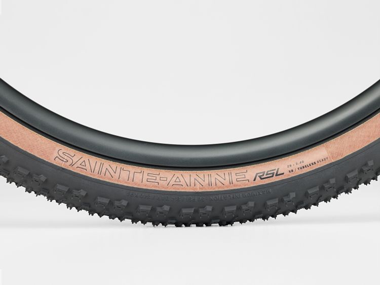 Plášte Bontrager Sainte-Anne