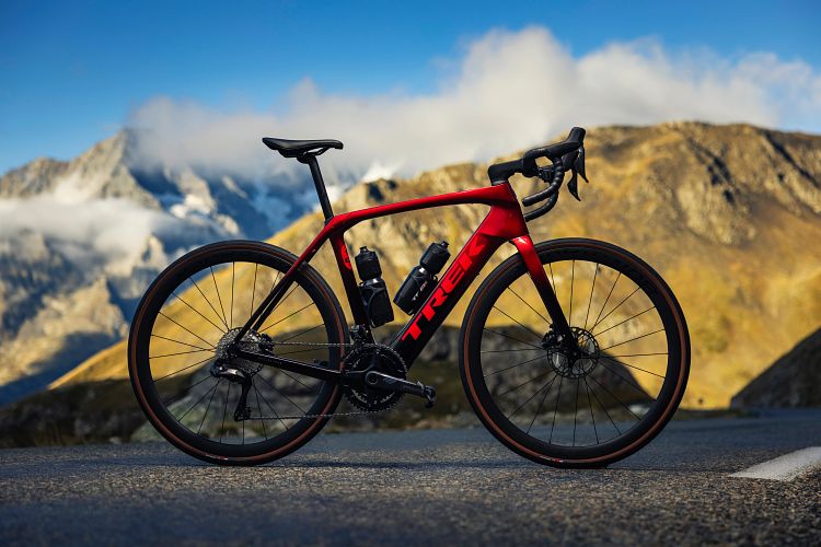 Trek Domane+ je e-bike pre moderného cyklistu