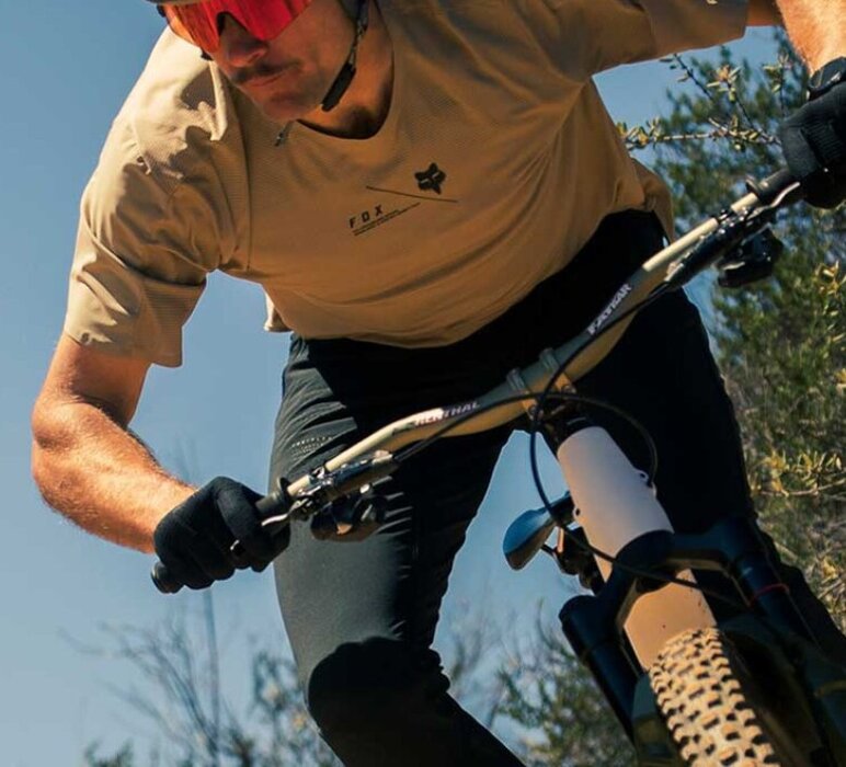 Pánske tričko Fox Racing Flexair Deltat LS Jersey Grey/Black