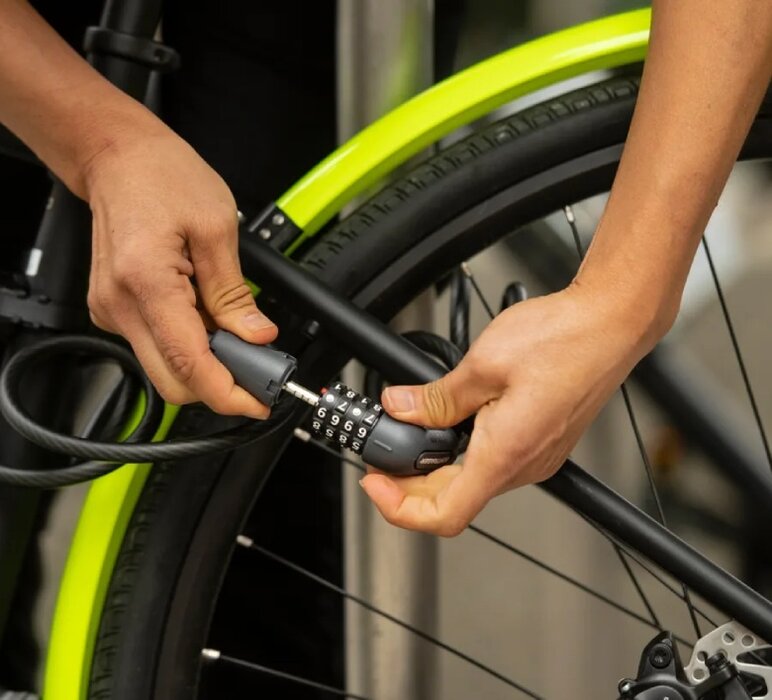 Zámok reťazový Bontrager Comp Keyed Chain Lock Long Black