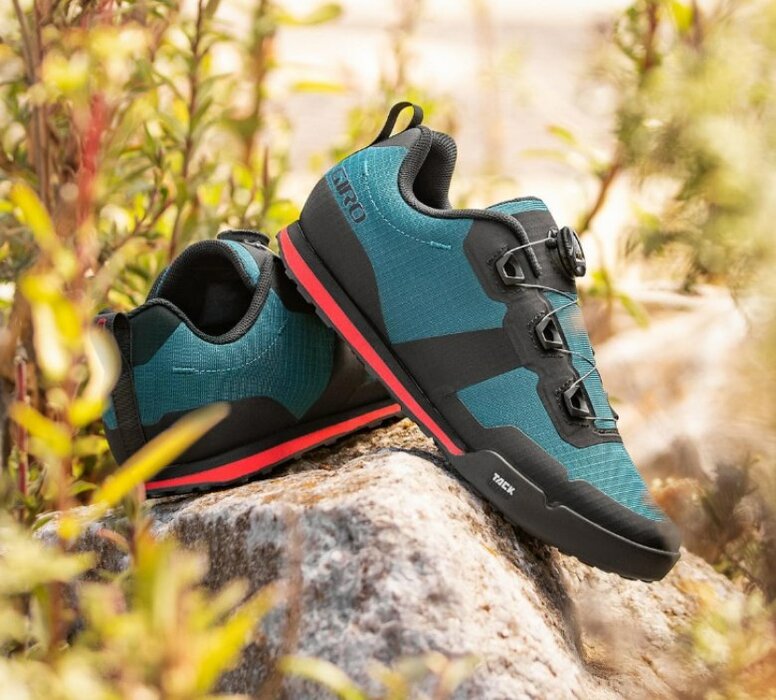 Cyklistické tretry Giro Gauge Boa Dark Shadow/Black