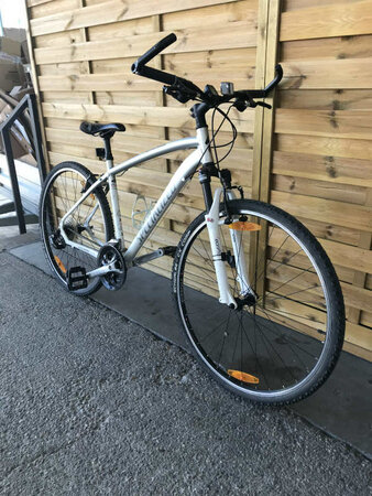 Bazárový krosový bicykel Specialized crosstrail