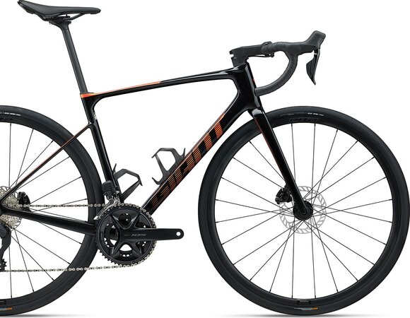 Bicykel Giant Defy Advanced 1 Black/Helios Orange 2024