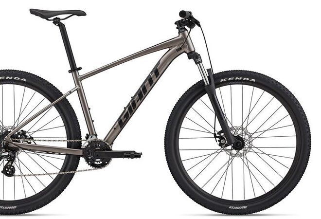 Bicykel Giant Talon 4 Metal 2024