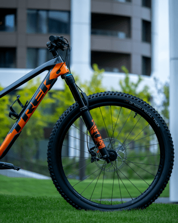 Bicykel Trek Fuel EX 9.7 Factory Orange/Lithium Grey 2021