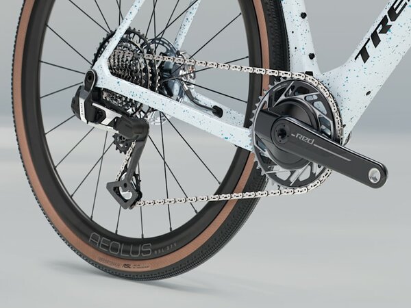 Bicykel Trek Checkmate SLR 9 AXS Matte Hex Blue/Plasma Grey Pearl 2026