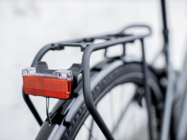 Bicykel Trek District 4 Equipped Stagger Lithium Grey 2023