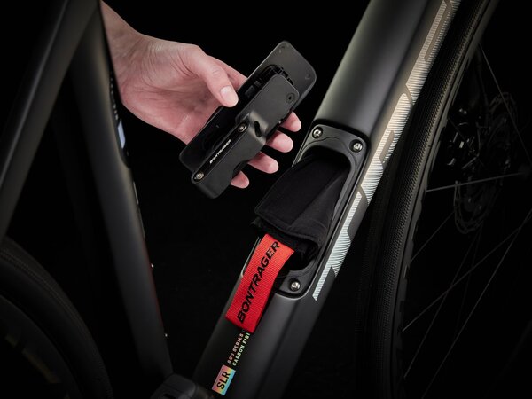 Bicykel Trek Domane SLR 7 AXS Gen 4 Deep Smoke 2024