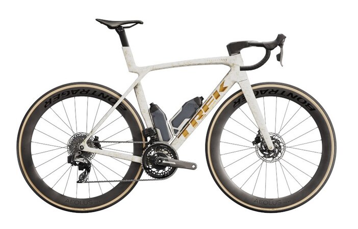 Bicykel Trek Madone SLR 7 AXS  White/Supernova Marble 2025