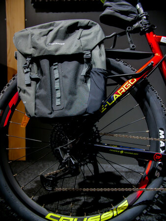 Elektrobicykel Crussis E-Largo 9.7 M Yellow/Blue/Red 2022