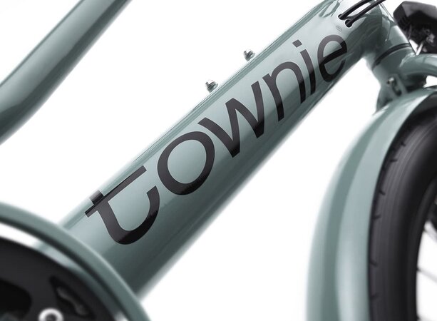 Elektrobicykel Electra Townie Go! 7D EQ Step-Thru Lunar Grey E 2024