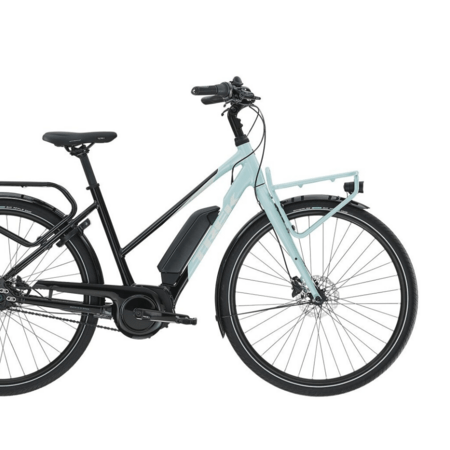 Elektrobicykel Trek District+ 2 Stagger 500Wh Trek Black and Nimbus Blue 2022