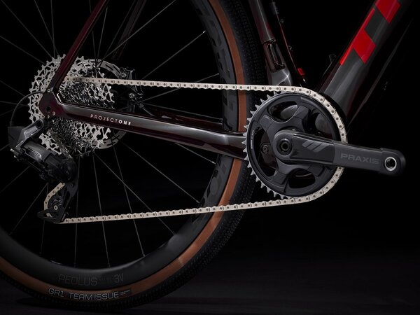 Elektrobicykel Trek Domane+ SLR 6 AXS Carbon Red Smoke 2024