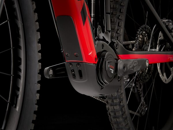 Elektrobicykel Trek Rail 9.8 XT Black/Marigold to Red Fade 2022