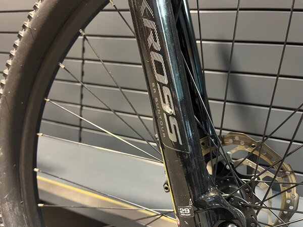 Testovaný Bicykel Kross Level 6.0 Ruby/Silver Glossy 2022