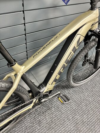 Testovaný elektrobicykel Trek Powerfly 7 Gen 4 Satin Supernova/Dnister Black 2023