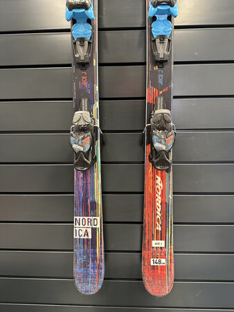 Používané lyže Nordica Ace J