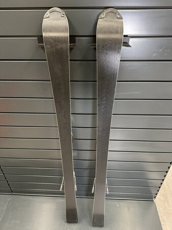 Používané lyže Nordica Dobermann Team J