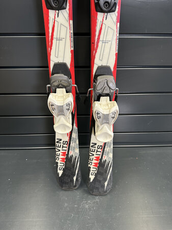 Používané lyže Seven Summits Team