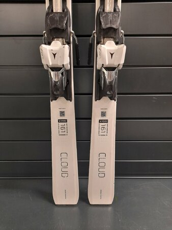 Používané lyže Atomic Cloud LTD 19/20 T8