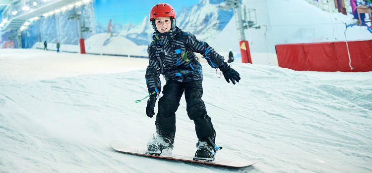 Postup ako naučiť dieťa snowboardovať